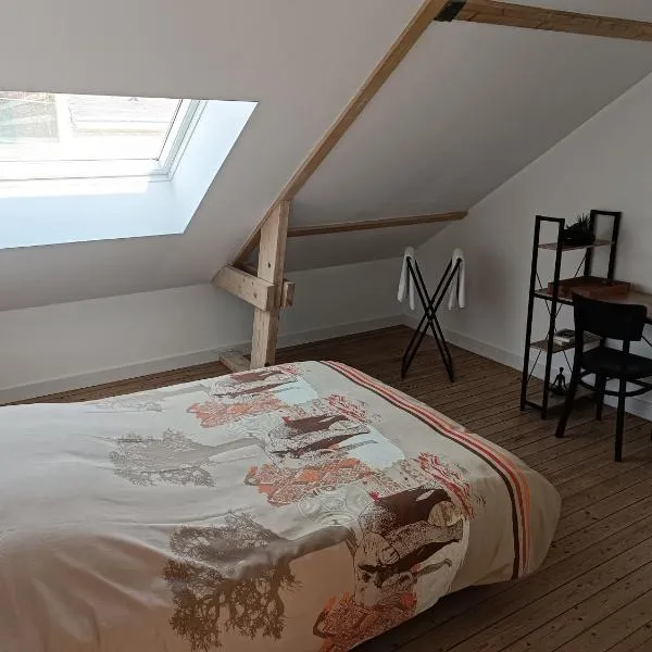 Chambre spacieuse et confortable 1, hotel in Graville