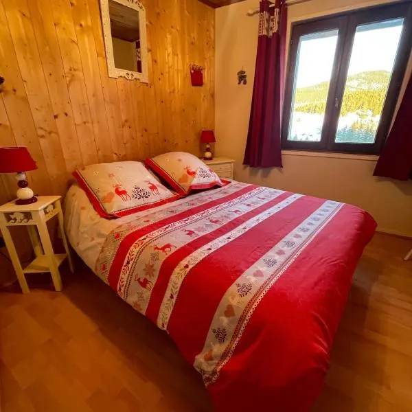 Maison de montagne proche des Angles, hotel v destinaci La Llagonne