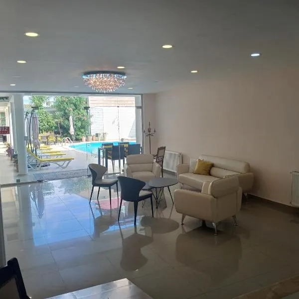 Kobuleti Beach Club, hotel in Kobuleti