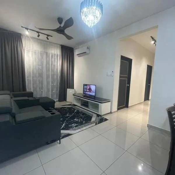 Felina Homestay Condo Selayang Batu Caves MusIim Friendly, hotel in Kuala Lumpur