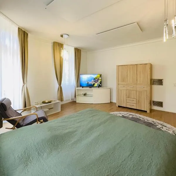 Quiet & Park View - Ulm Mitte, hotel i Ulm