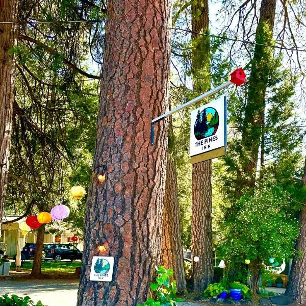 The Pines Inn and Cottages, hotel v destinaci Grass Valley