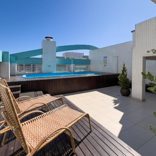 Piscina, churrasqueira, garagem, sauna e academia!