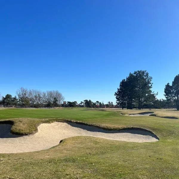 Boende med närhet till golfbanan i Åhus, hotel v destinaci Ahus