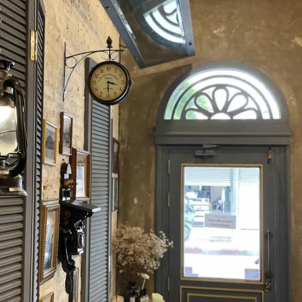 Central Old Town Cottage, hotel v destinaci Bangkok