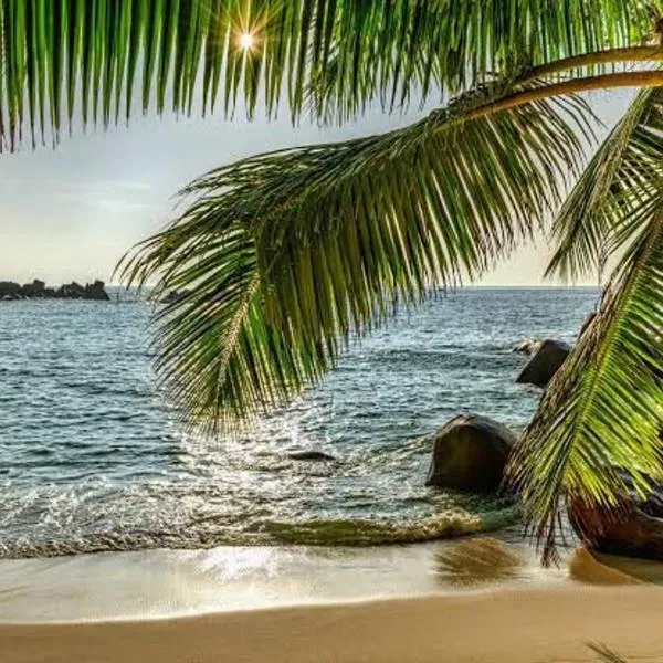 Calangute Beach Palms, hotel in Calangute