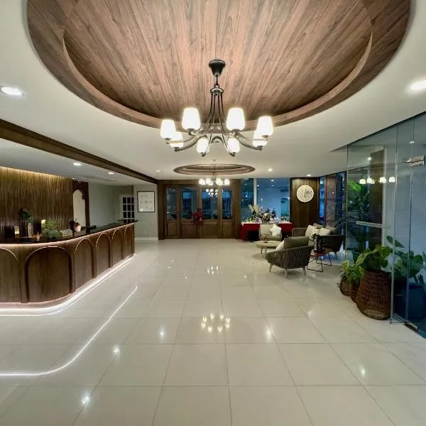 Sriracha Avenue Serviced Apartment、シーラーチャーのホテル