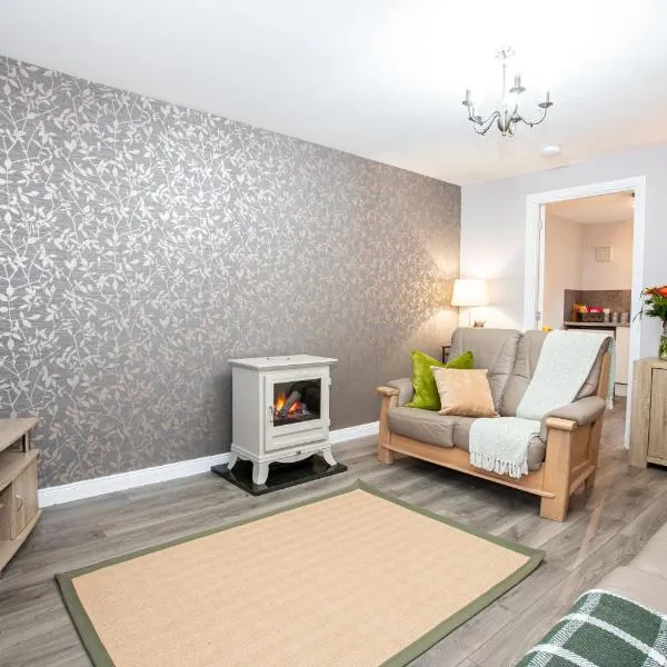 Inverness Apartment - Uist, хотел в Инвърнес