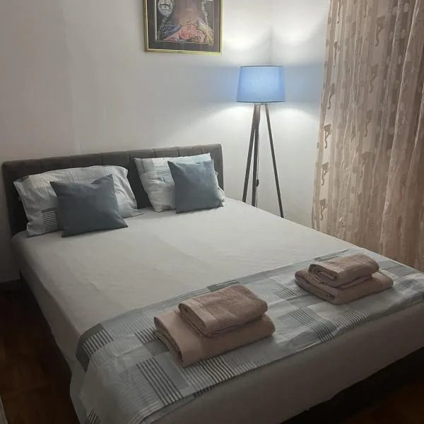 Apartman EmEm, hotel in Kuršumlija
