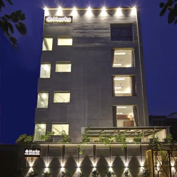 Marks Hotel & Banquet, hotel in Noida