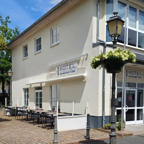 Hotel Am Weißen Turm, hotel v destinaci Bad Neuenahr-Ahrweiler