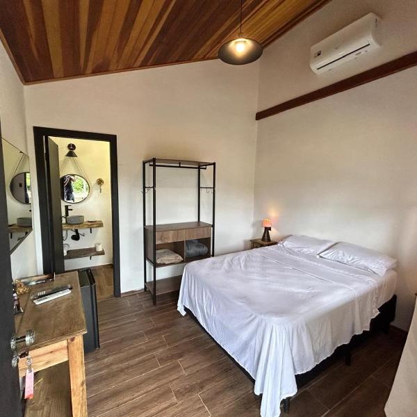 Pousada Villa Tropea - Fazenda Chapadão - Foto 2