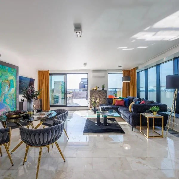 Emihouse Riverside Premium Apartments - Free Parking, City Center, hotel en Rzeszów
