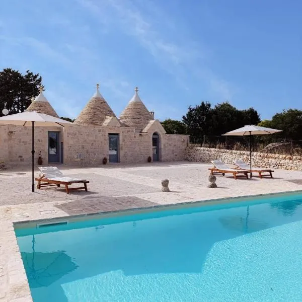 Trulli Fortunato private, heated swimming pool, Hotel in Locorotondo