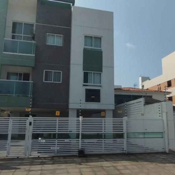 Apartamento no Bessa, bem localizado - 700 metros da praia