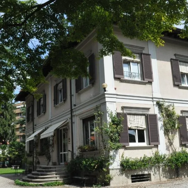 Invilla B&B, hotel v destinaci Varese