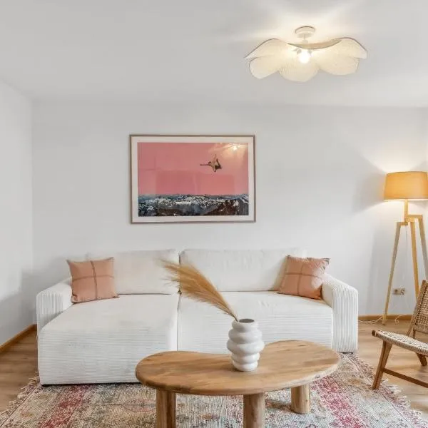 Casa Primavera - Stadtvilla mitten in Miesbach, hotel em Miesbach