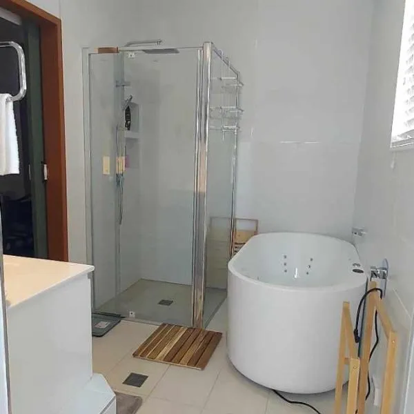 Studio Apartment, hotel v destinaci Bellbird Park