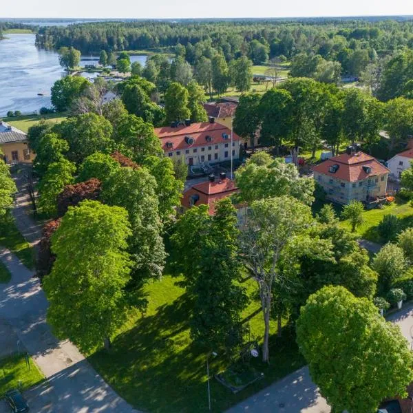 Söderfors Herrgård, hotel v destinaci Söderfors
