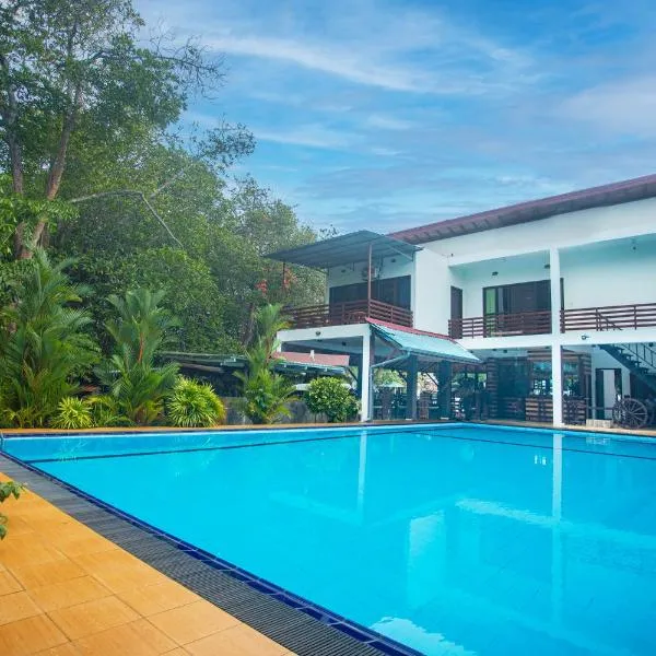 THE Mangrove cave Hotel, hotel v destinaci Balapitiya