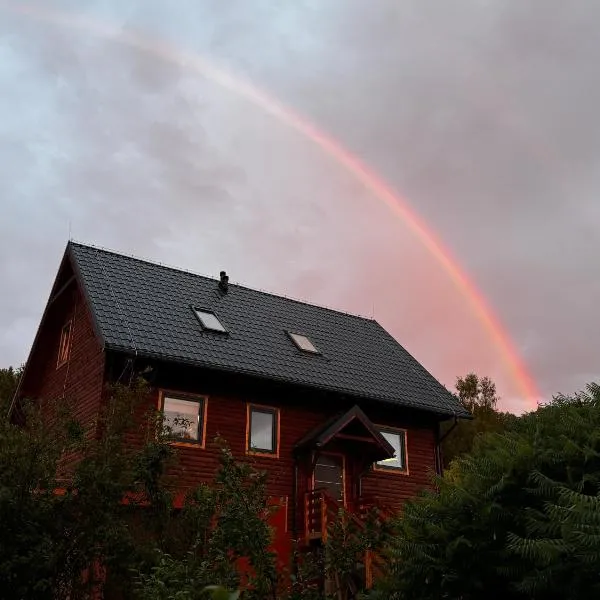 Dom Apartamenty pod Witoszą, hotel u gradu Staniszów