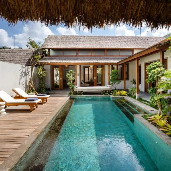 Bumbak Park Villas By Nakula, hotel em Canggu