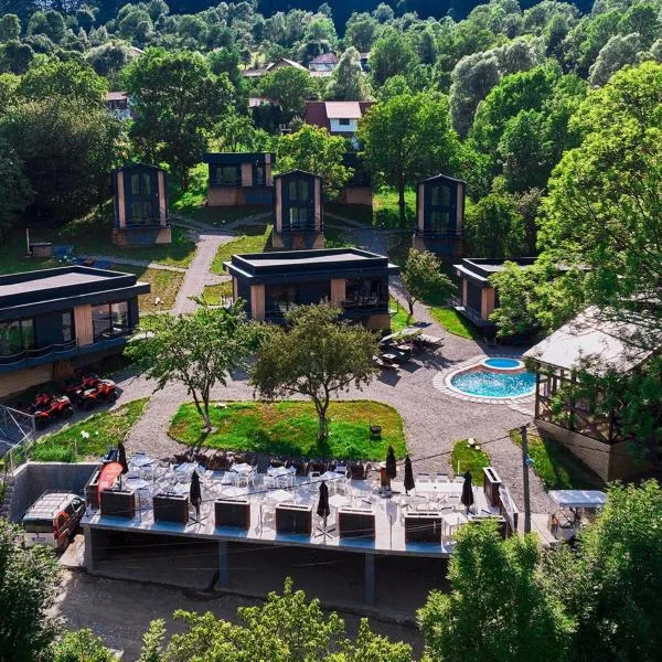 Blissful Resort - Valea Doftanei, hotel v destinaci Teşila