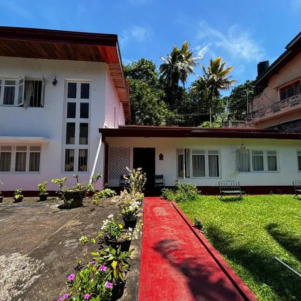 No 06 Veediya Bandara Lane Bahirawakanda, hotel v destinaci Kandy