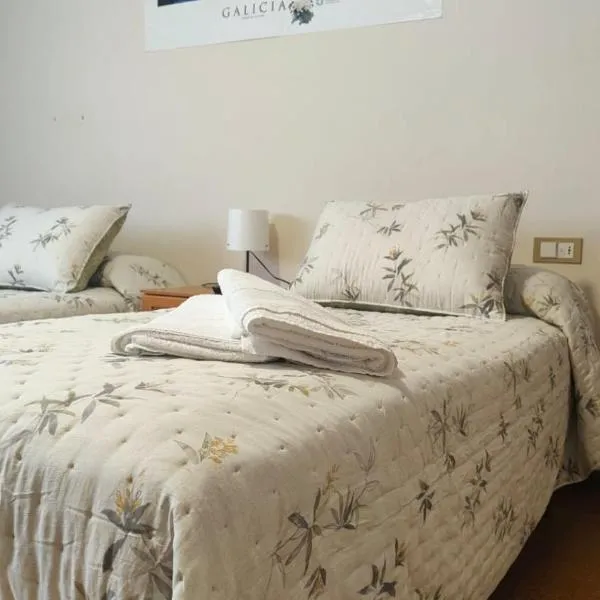 QUINTA ANDAINA, hotel v destinaci Sigüeiro