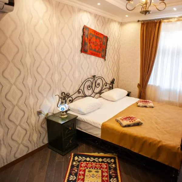 Khan Xan Hotel Baku, hotel di Baku