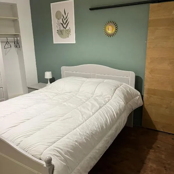 Maison 2 chambres – hotel w mieście Saint-Jean-sur-Mayenne