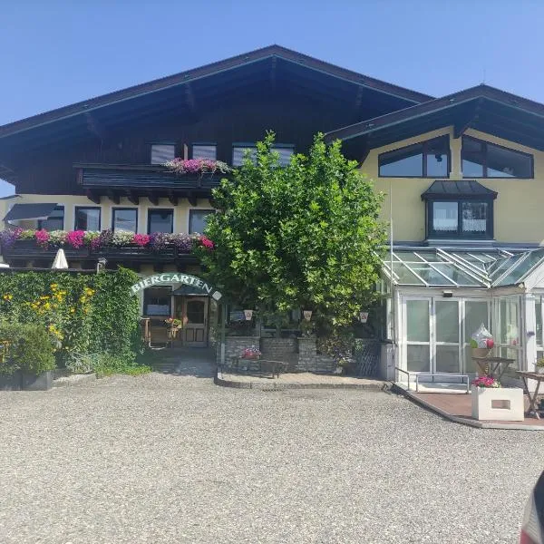 Gasthof Fersterer, hotel Lamprechtshausen városában