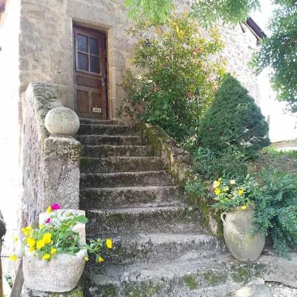Gîtes du GRC, hotel v destinaci Campuac