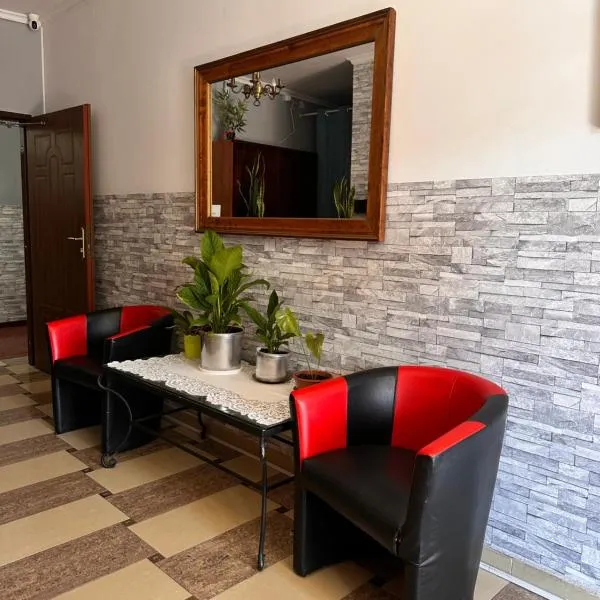 RETRO Noclegi, hotel v destinaci Řešov