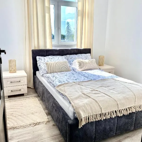 Apartament nad jeziorem Ryn, Mazury, хотел в Рин
