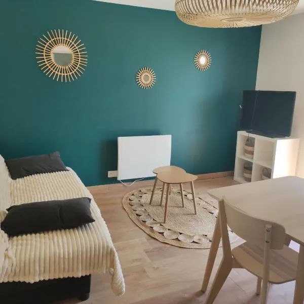 Appartement à la campagne, hotel Saint-Georges-de-Luzençonban