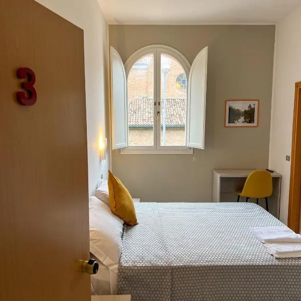 Al Gallo Trattoria e Locanda, hotel v destinaci Alfonsine