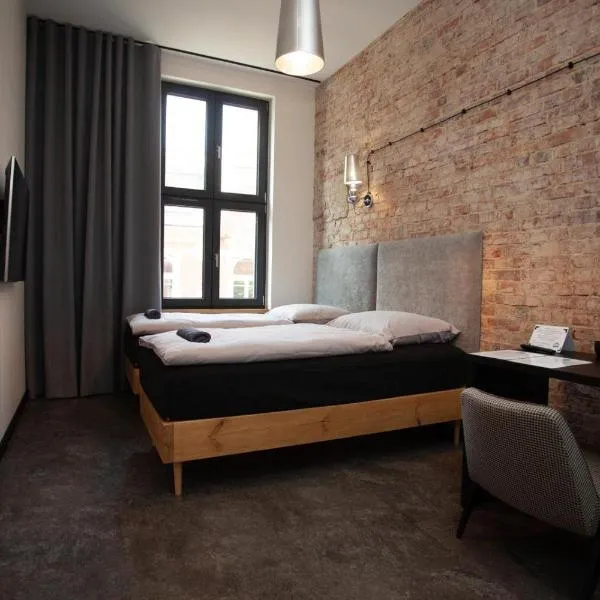 "Przy Rynku" pokoje z prywatnymi łazienkami, hotel in Gliwice