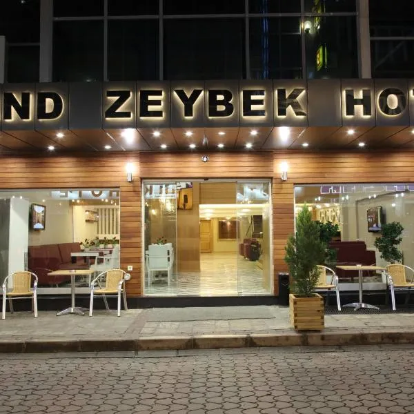 Grand Zeybek Hotel, hotel di Karataş