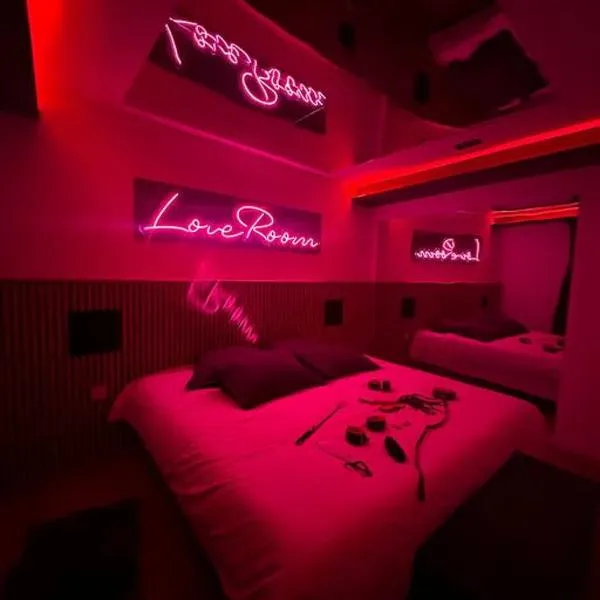 50 nuances de rouge, hotel v destinácii Guebwiller
