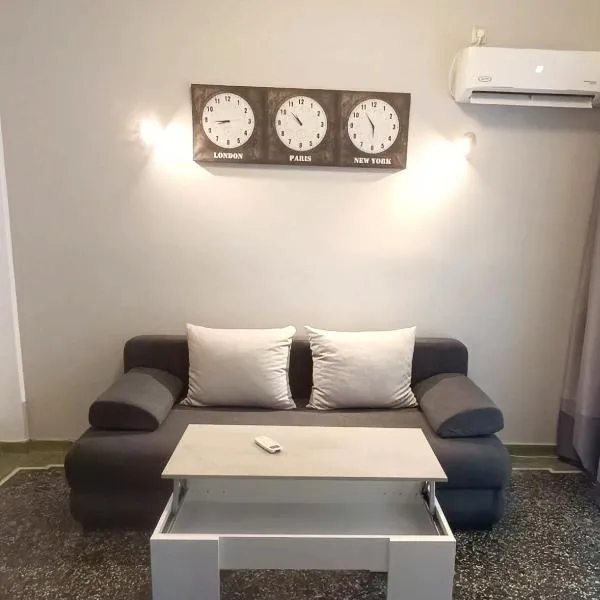 Thissio Hideaway Suite, hotel in Athens