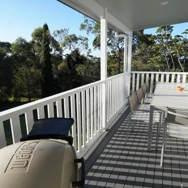 Aqua Breeze by Experience Jervis Bay, отель в городе Винсентия