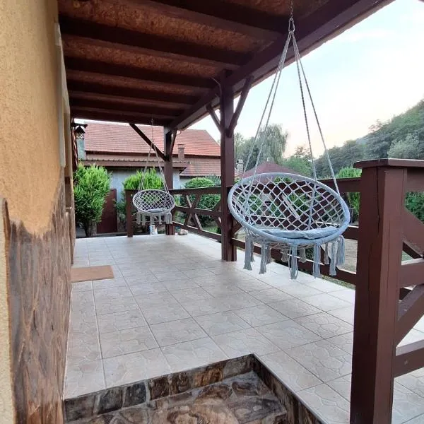 Casa de vacanta Bulz, hotel en Bulz