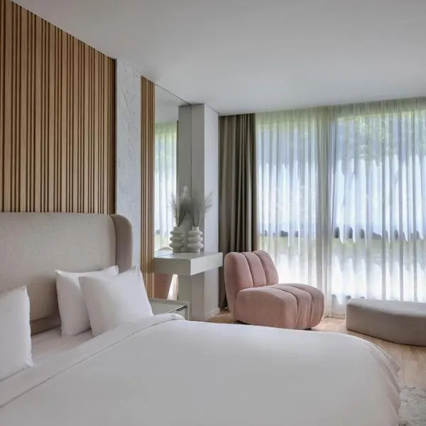 Nur Aparthotel Athens、アテネのホテル