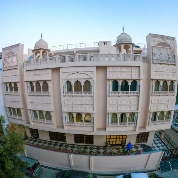 The Taj Vista Agra -walking distance to Taj Mahal, Hotel in Agra