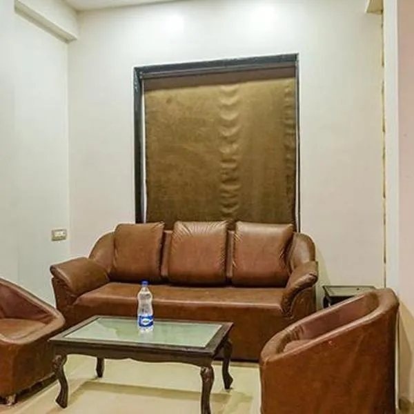 Hotel Shades of Royal, hotel v destinaci Ahmednagar