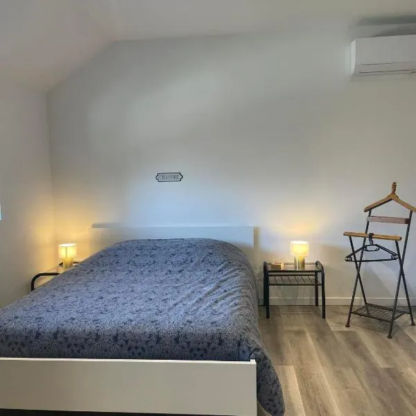 Gîte duo à la campagne Les Grandes Maisons SPA HAMMAM accès avec sup, hotel em Lorris