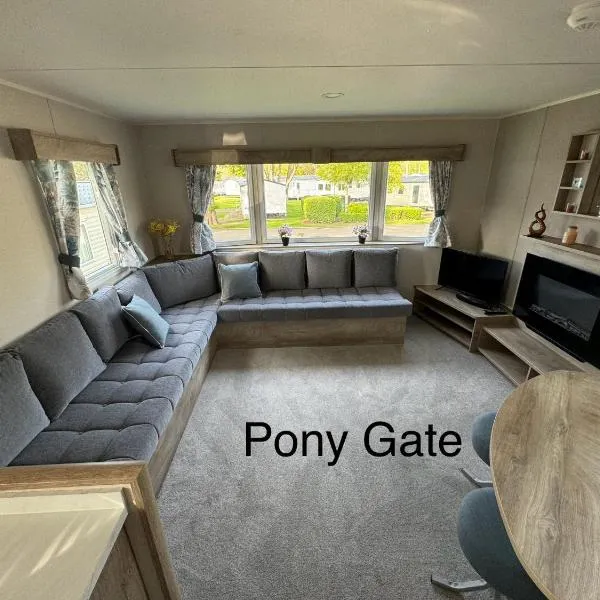 Berwick-upon-Tweed - Caravan - Sleeps 6 - Parking、ベリック・アポン・トゥィードのホテル