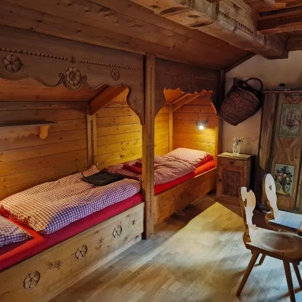 Perfektes Alpenrefugium mit Hüttencharacter – hotel w mieście Oberammergau