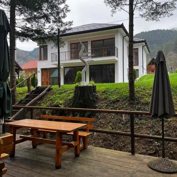 Villa Bella Una 1, hotel v destinaci Cazin